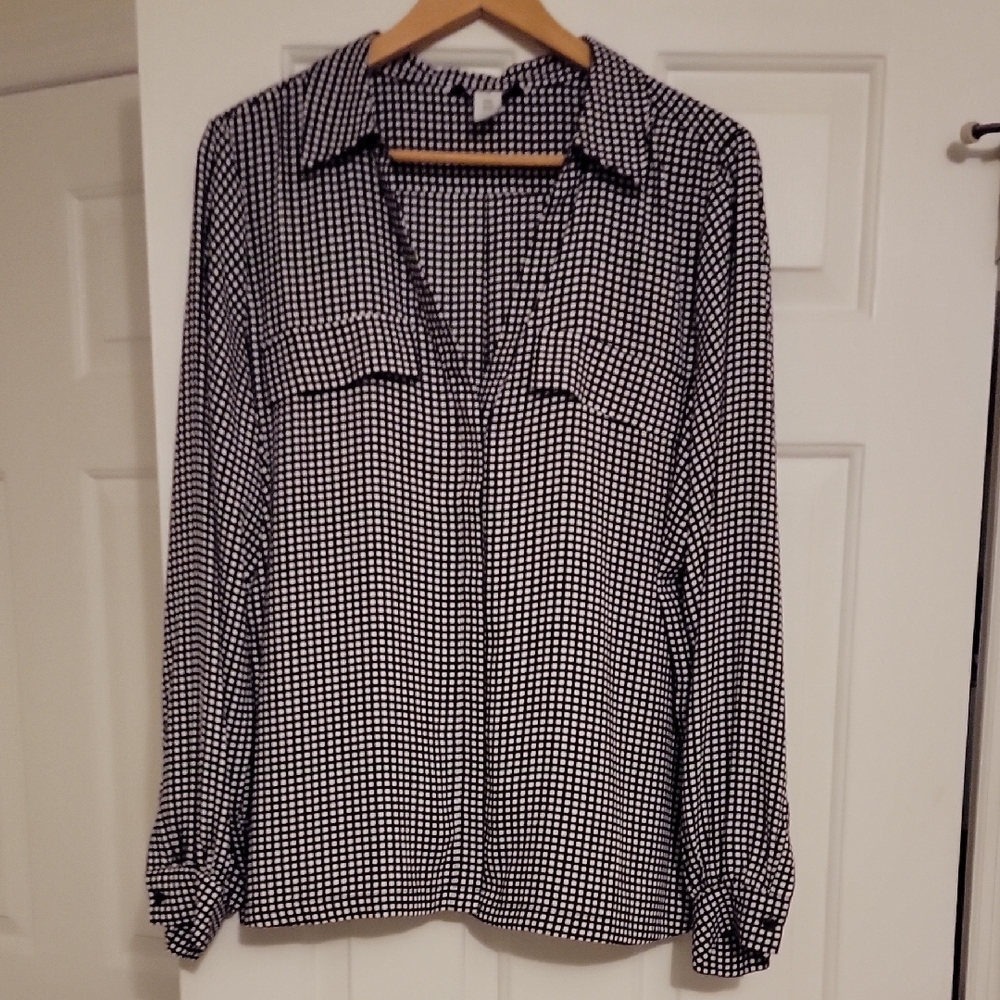 White House Black Market Black and White Checkered Blouse